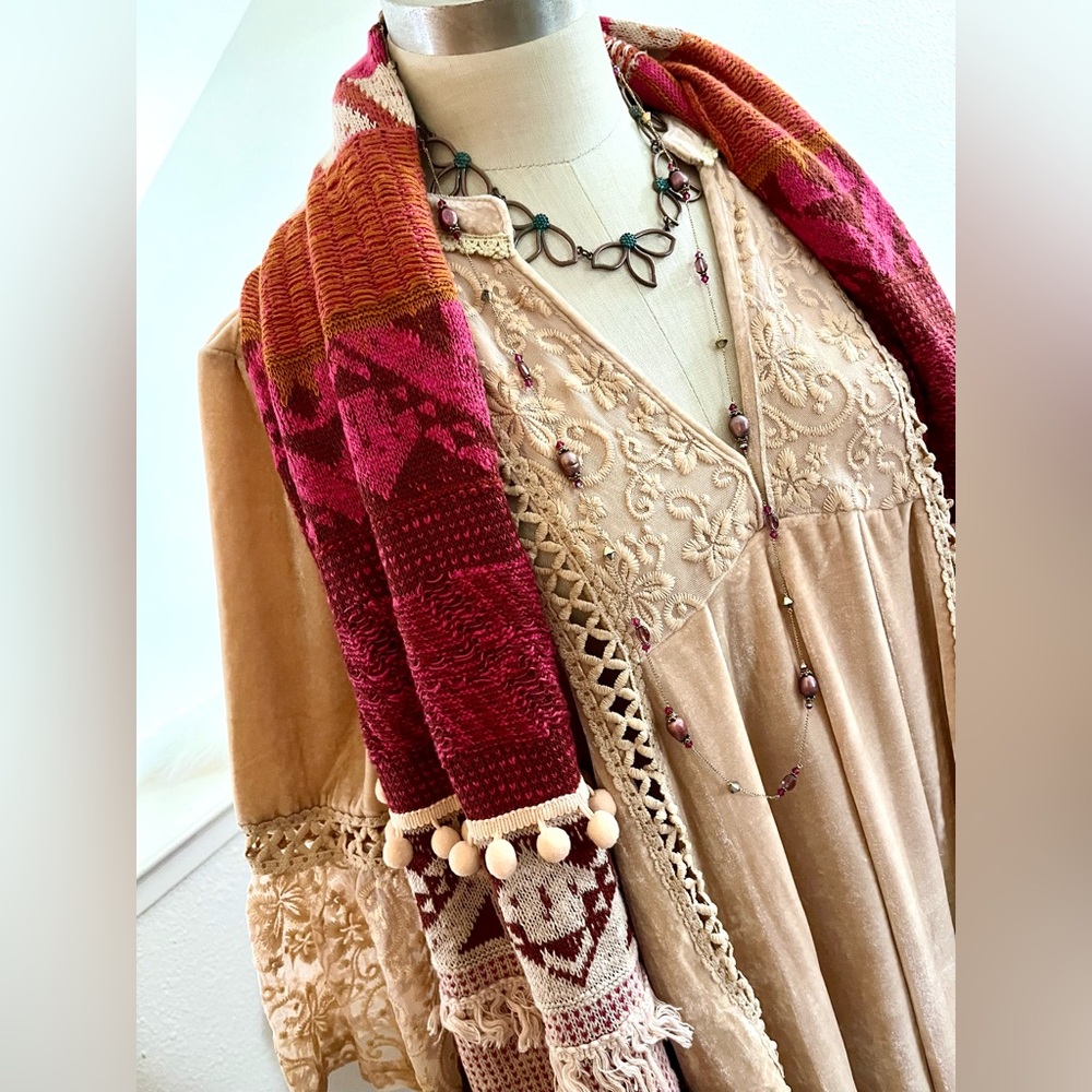 NWT M L MOTH Tassels Pom Pom Cardigan from Anthropologie - Picture 7 of 16